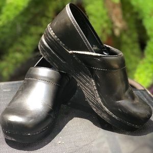 Matte Black Danskos 39